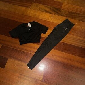 Black Gymshark Activewear Set